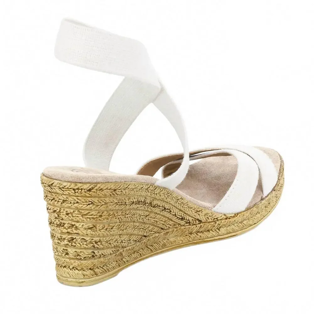 CHARLESTON SHOE CO. White Canvas Espadrille Wedge Sandals with Jute Heel